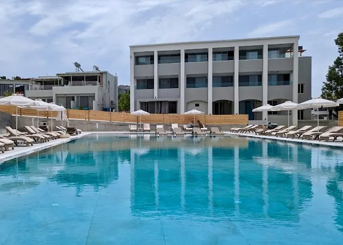 Pals Studios Pefkos