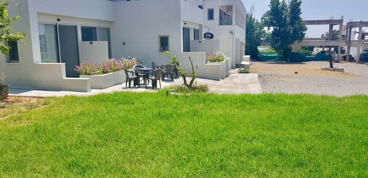 Pals Pefkos Apartahotel