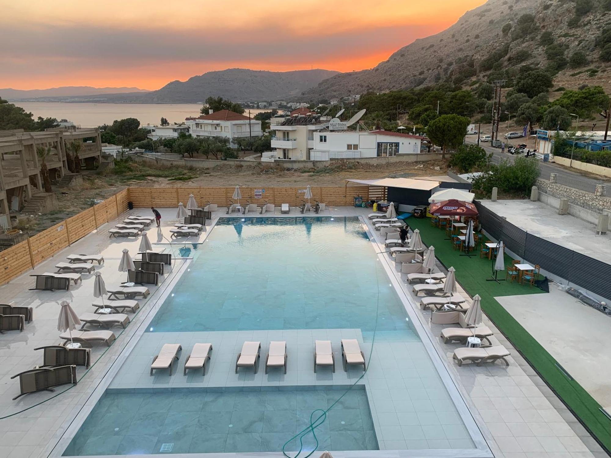 Appart hôtel Pals Pefkos